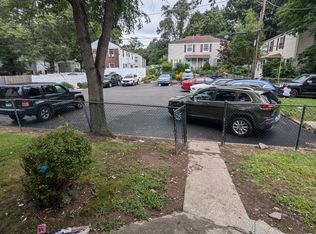 30 Hilltop Rd #1R, New Haven, CT 06515