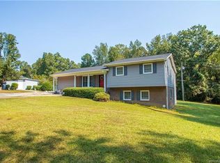 2885 Oakland Dr, Lancaster, SC 29720