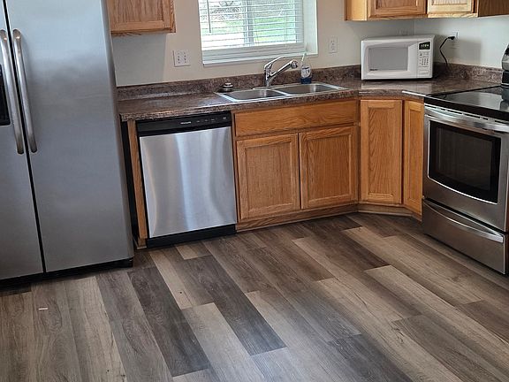 4th image of 2159 S Dakota Ave