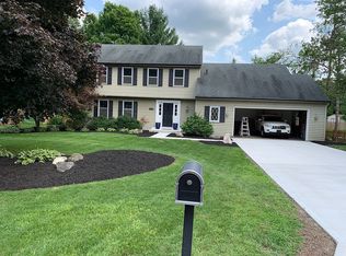 2850 Hayward Dr SE, Grand Rapids, MI 49546
