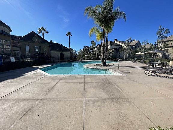 2nd image of 1875 Cannes Pl Unit 324