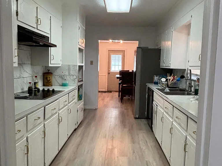 124 Vega Dr #A — Photo 3