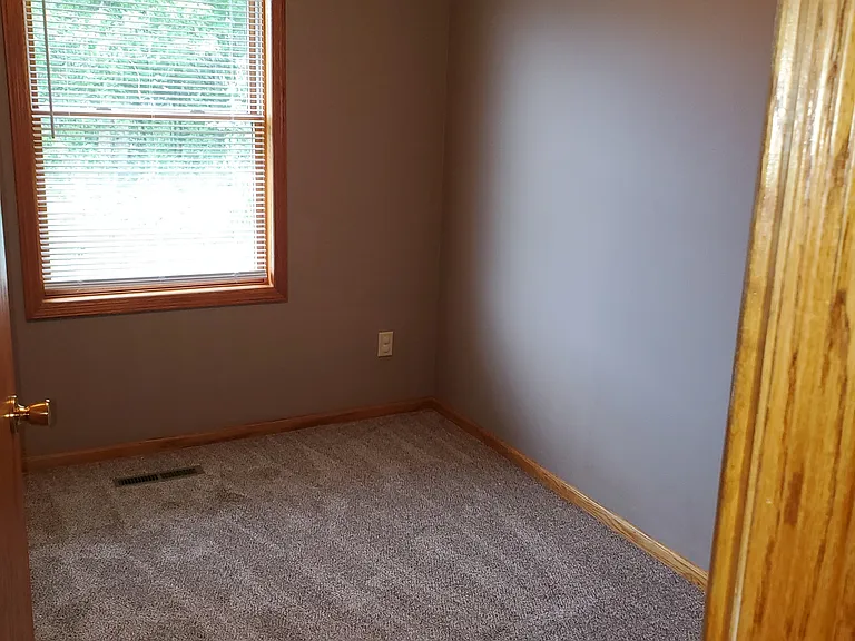 2528 Plum St — Photo 30