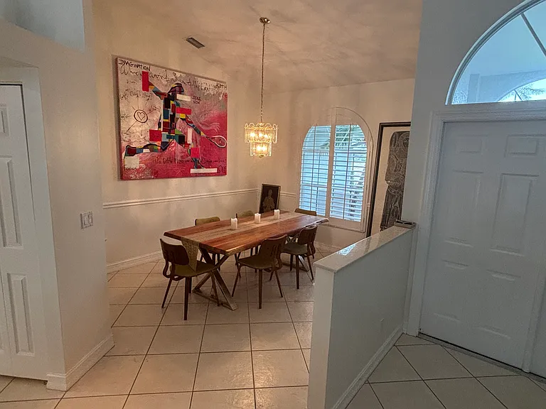 1166 Royal Palm Dr — Photo 11