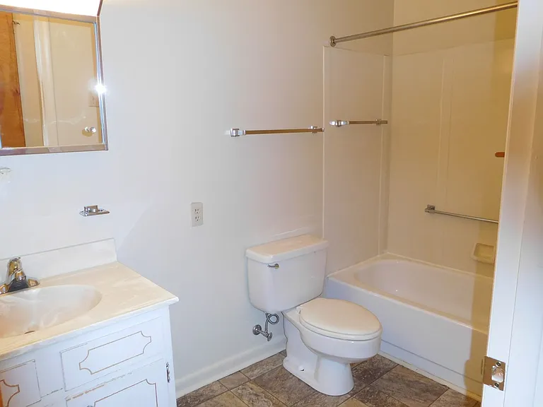 140 Snider Ave — Photo 18