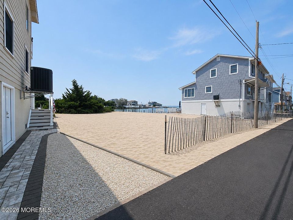 2nd image of 235 Joseph Street