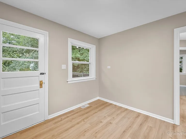 23776 N Overhill Dr — Photo 8