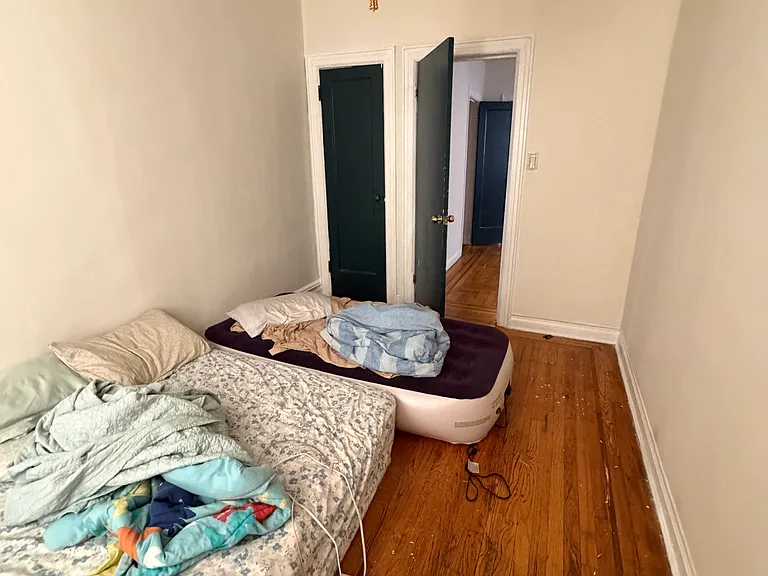 2432 27th St #3A — Photo 3