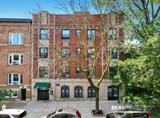 635 W Barry Ave, Chicago, IL 60657