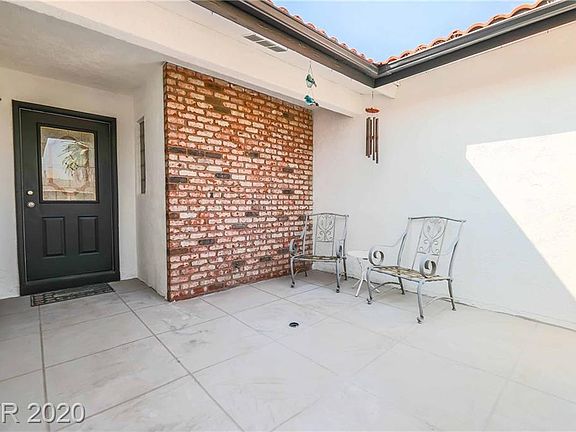 3rd image of 3501 Casa Grande Ave