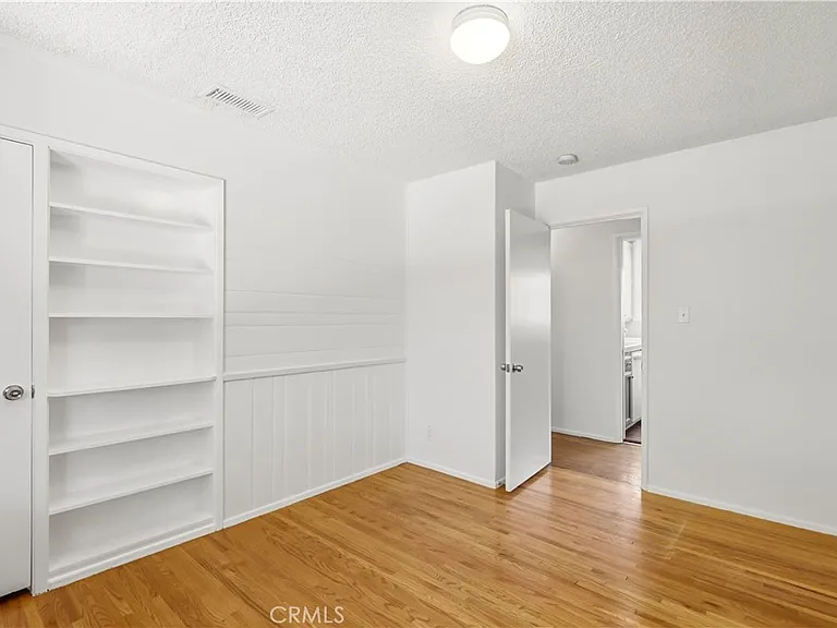 4450 Matilija Ave — Photo 21