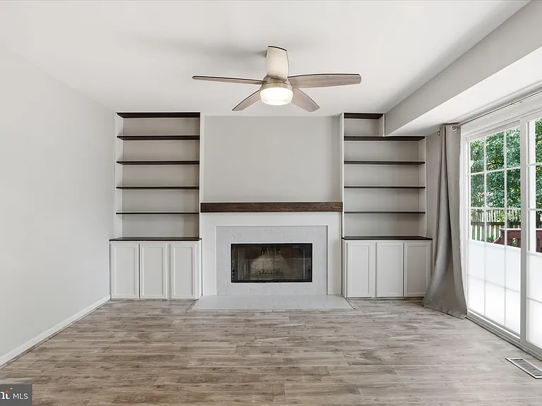 423 Foxridge Dr SW — Photo 18