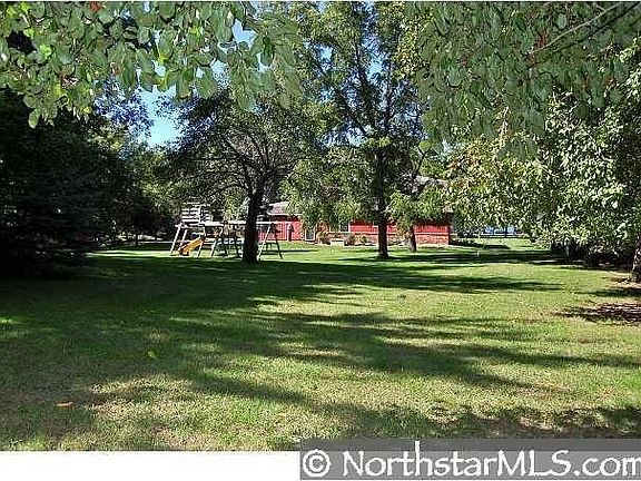 5th image of 2543 Lake Elmo Ave N