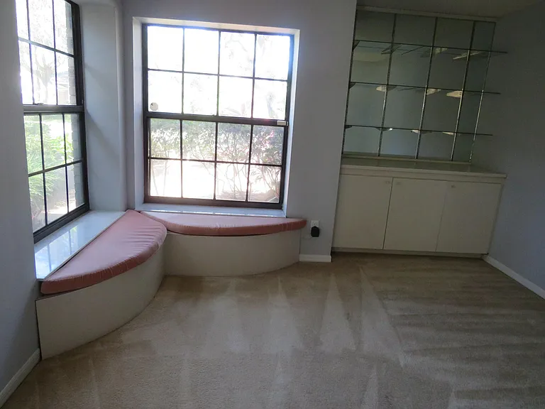 15108 Heathridge Dr — Photo 3