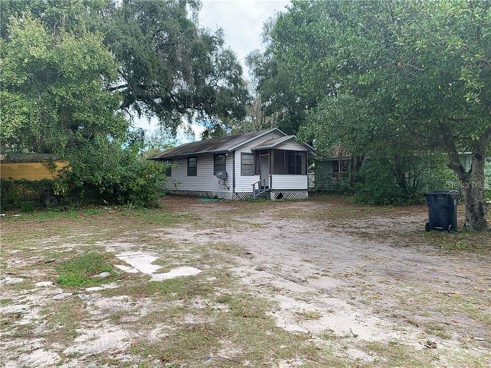 1st image of 3202 E Shadowlawn Ave
