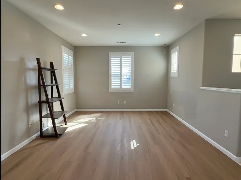 667 E Desert Willow Rd — Photo 38