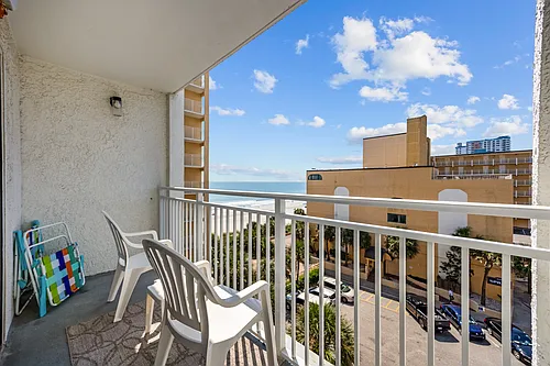 1207 S Ocean Blvd Photo 1