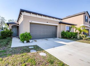 1567 Flower Dust Dr, Ruskin, FL 33570