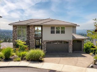4023 NW Sunset Cir, Portland, OR