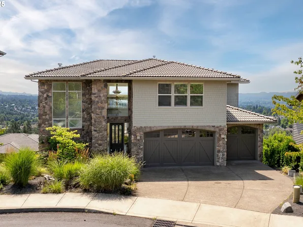 4023 NW Sunset Cir, Portland, OR 97229