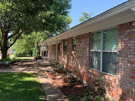 2nd image of 4020 Tara Dr