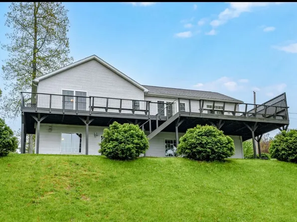 (undisclosed Address), Delton, MI 49046