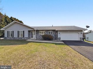 122 Overview Cir E, Red Lion, PA