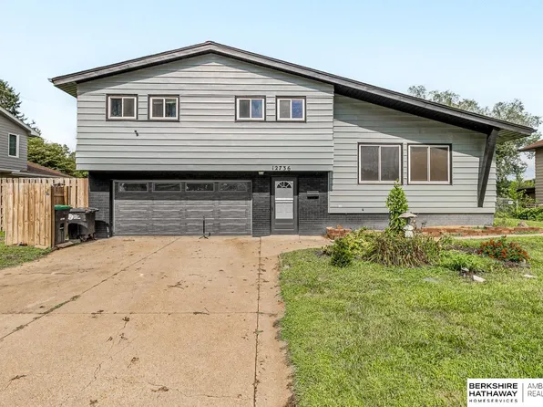 12736 Weir St, Omaha, NE 68137