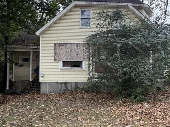523 N 6th St, Poplar Bluff, MO 63901