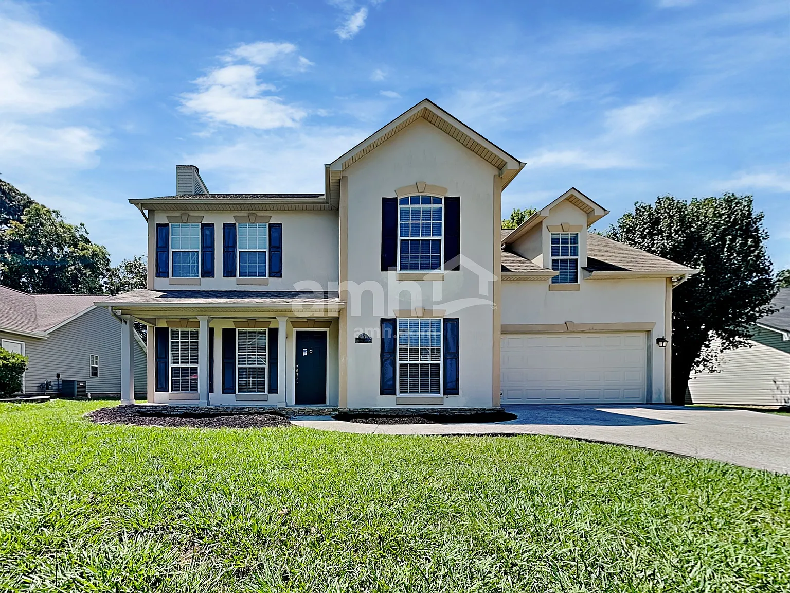 3 bed, 2.5 bath, 2016 sqft, $2,485 — Photo 1
