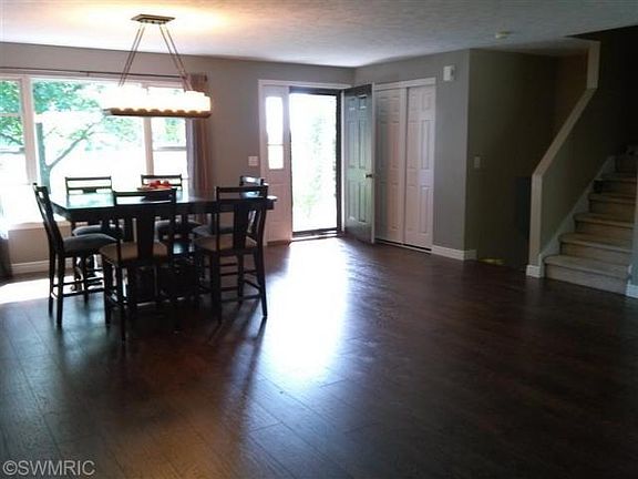 4th image of 50306 Rebecca Dr