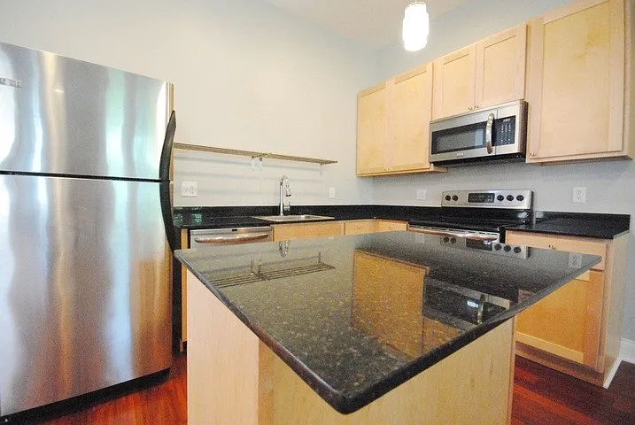 300-318 N Euclid Ave #3895-4641-65 — Photo 13