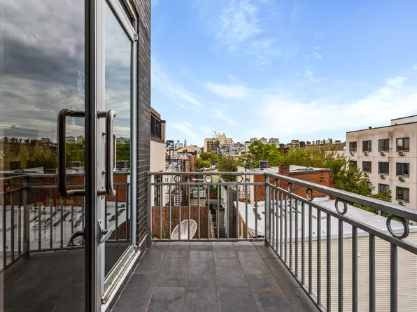 291 Devoe Street image 9 of 12