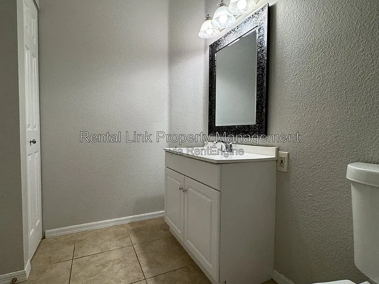 11530 Villa Grand #1121 — Photo 26