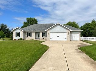 1332 Deer Creek Dr, Humboldt, IA 50548