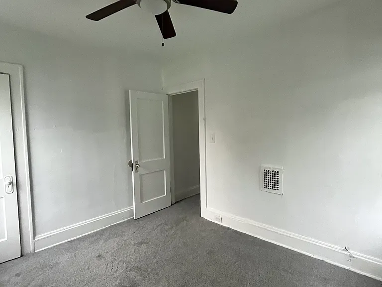 876 Paxton Rd #UP — Photo 6