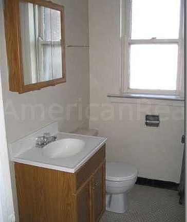 5th image of 7928 S Morgan St APT 3E
