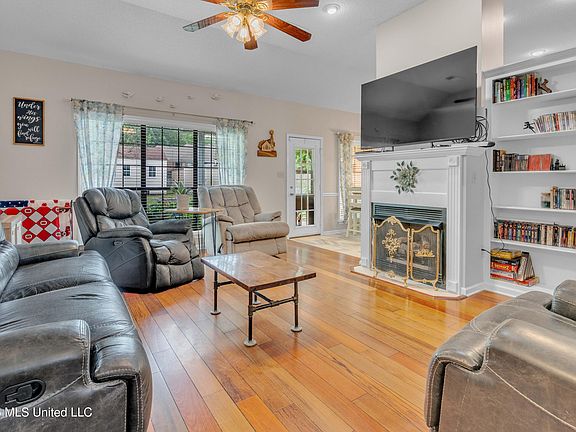 5th image of 8574 Bell Brook Dr