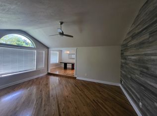 1587 N Modoc Ave, Medford, OR 97504