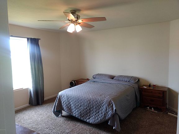 5th image of 22 Browning Dr