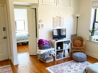 3443 N Lakewood Ave #1A, Chicago, IL 60657