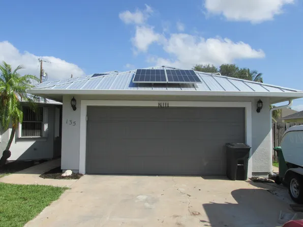 135 SW South Wakefield Circle, Port St Lucie, FL 34953