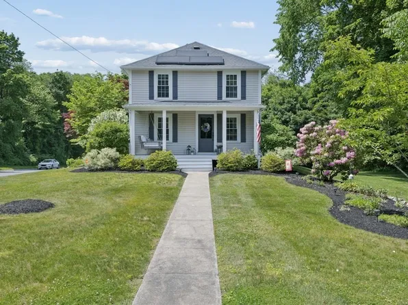 2 Sterling Ct, Northborough, MA 01532