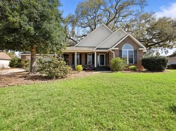 123 Stately Oaks Cir, Brunswick, GA 31523