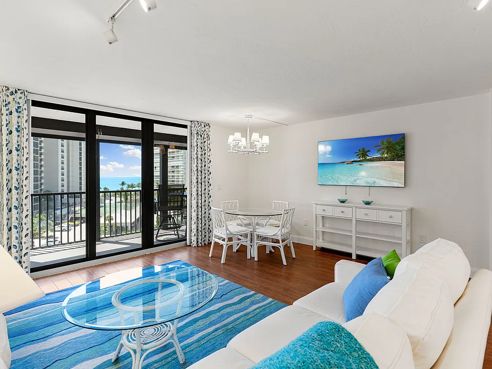 11030 Gulf Shore Dr #504