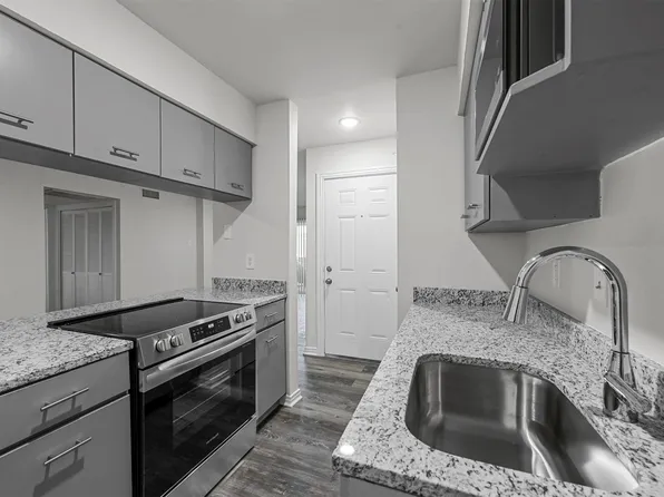 8110 Skillman St APT 1056, Dallas, TX 75231