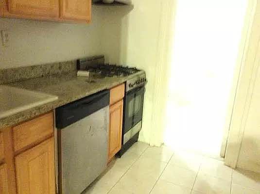 5th image of 35 W 85th St #4