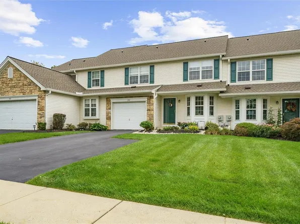 150 Park Ridge Dr, Easton, PA 18040