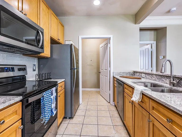 Worthington Apartments and Townhomes — Photo 2