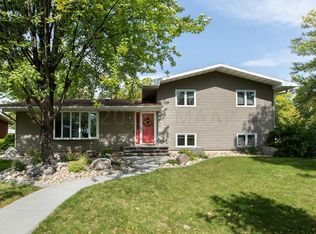 2544 Willow Rd N, Fargo, ND 58102